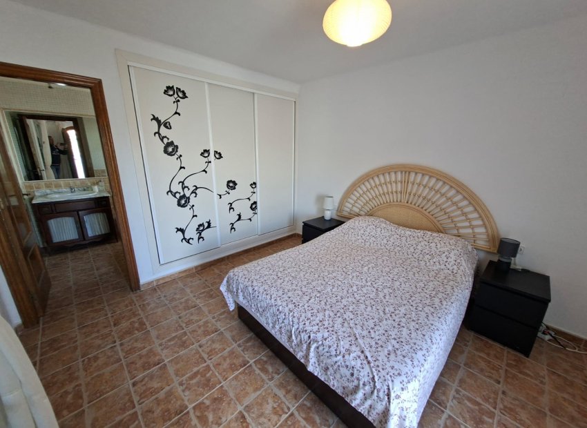 Resale - Villa - Fortuna - Urbanizacion Las Kalendas