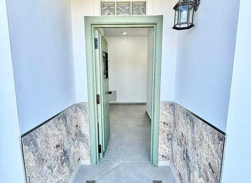 Resale - Villa - Fortuna