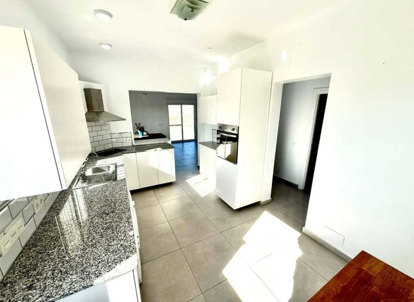 Resale - Villa - Fortuna