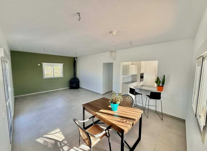 Resale - Villa - Fortuna