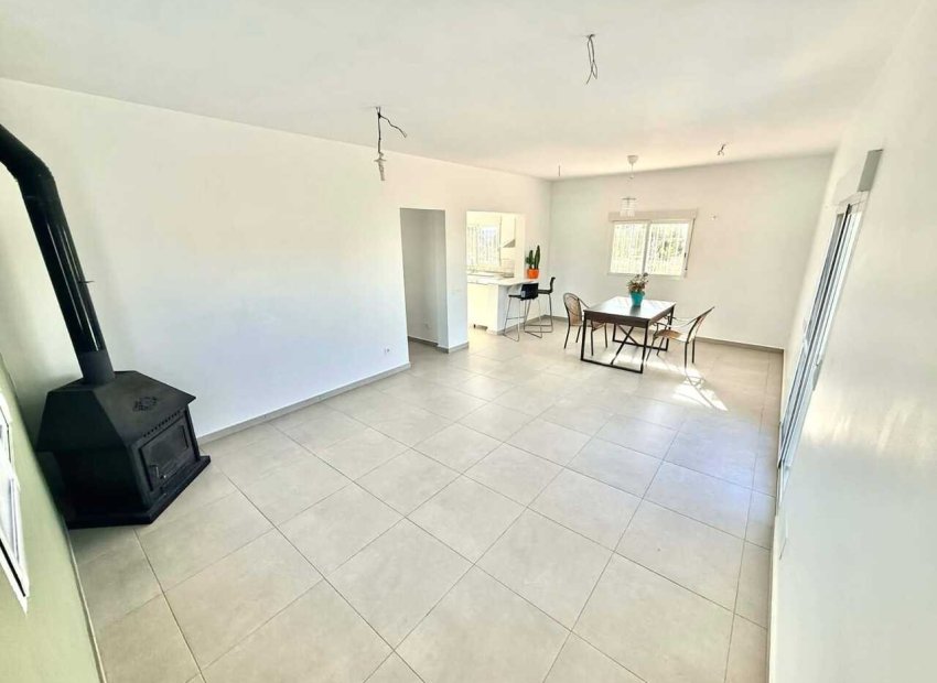 Resale - Villa - Fortuna