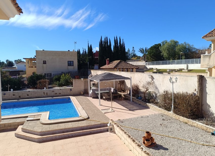 Resale - Villa - Fortuna