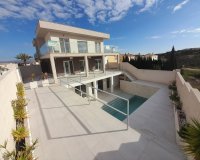 Resale - Villa - Gran Alacant