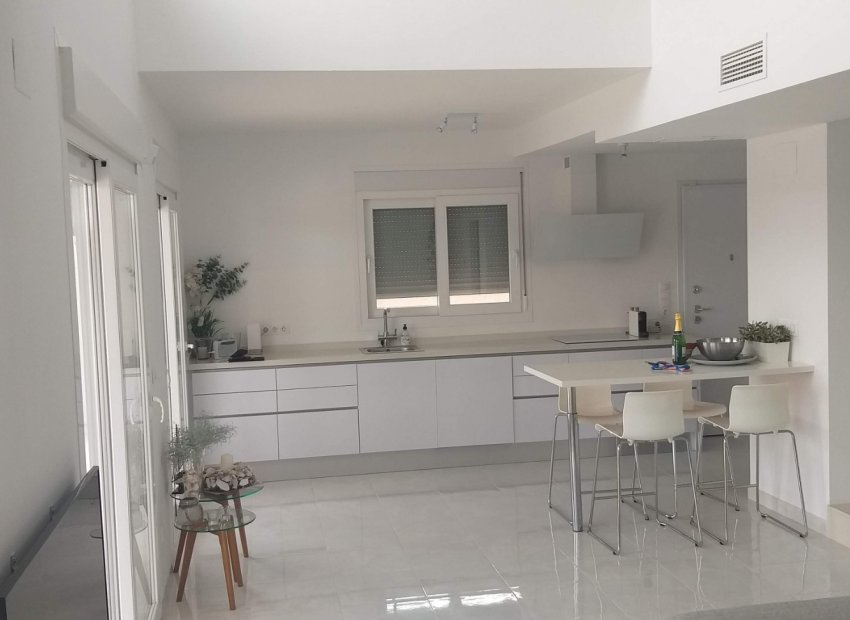 Resale - Villa - Gran Alacant