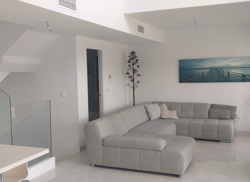 Resale - Villa - Gran Alacant