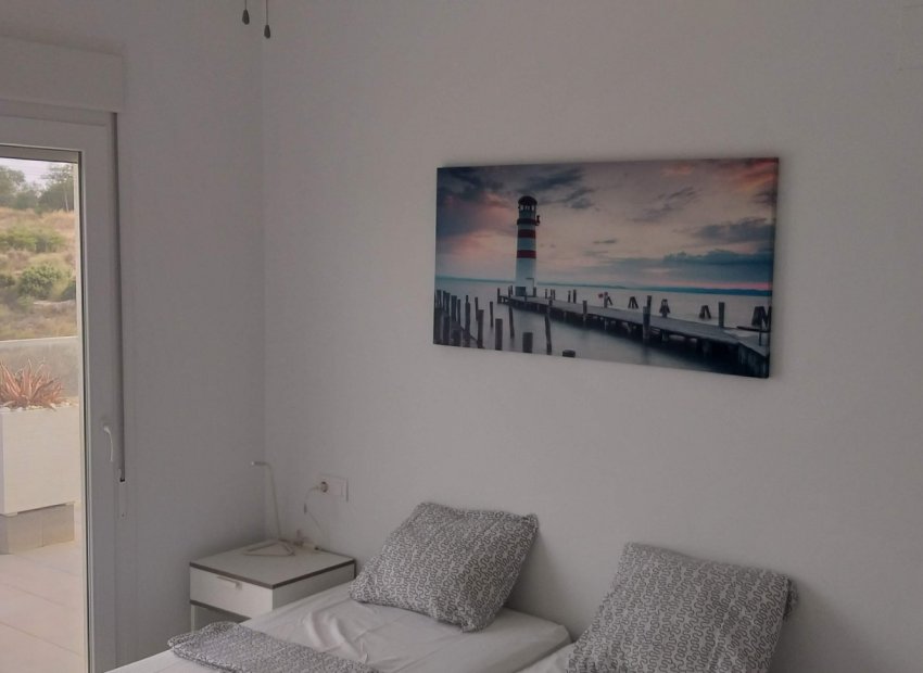 Resale - Villa - Gran Alacant