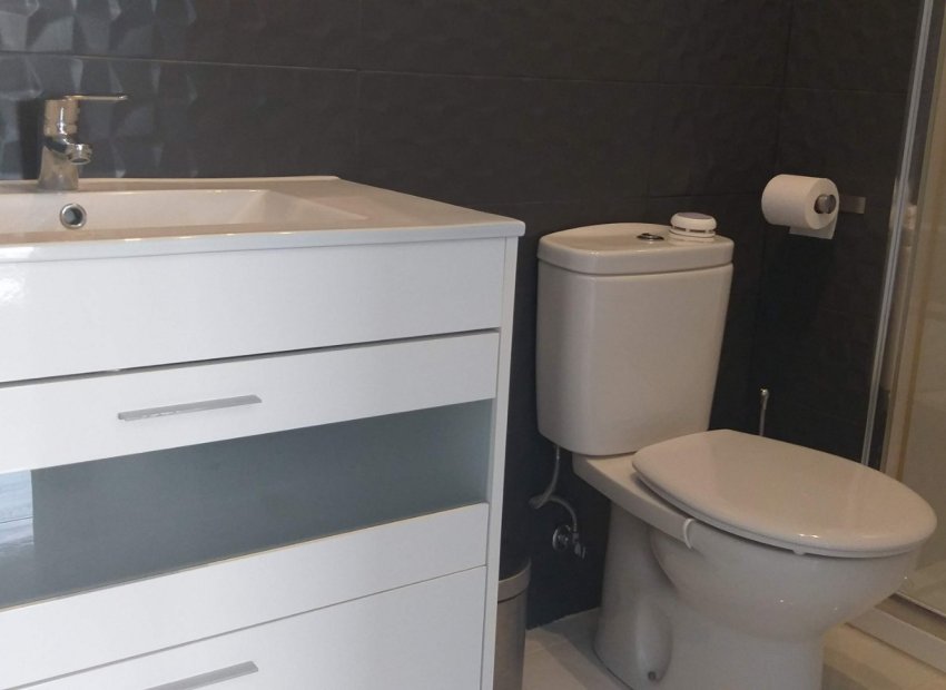 Resale - Villa - Gran Alacant