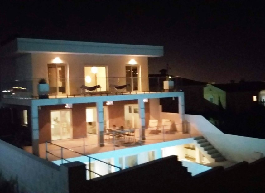 Resale - Villa - Gran Alacant