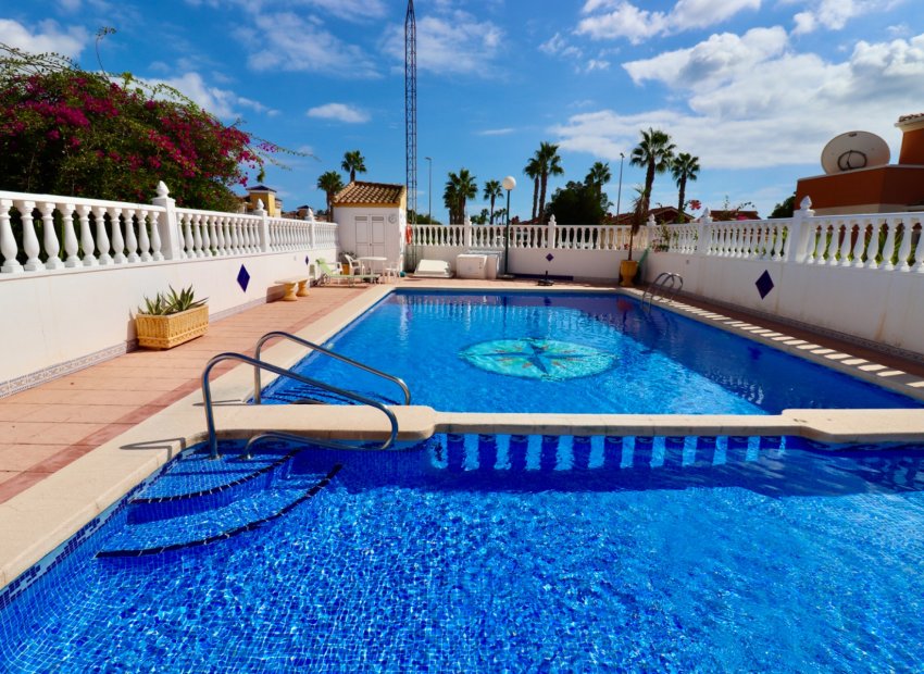 Resale - Villa - Guardamar del Segura - El Raso