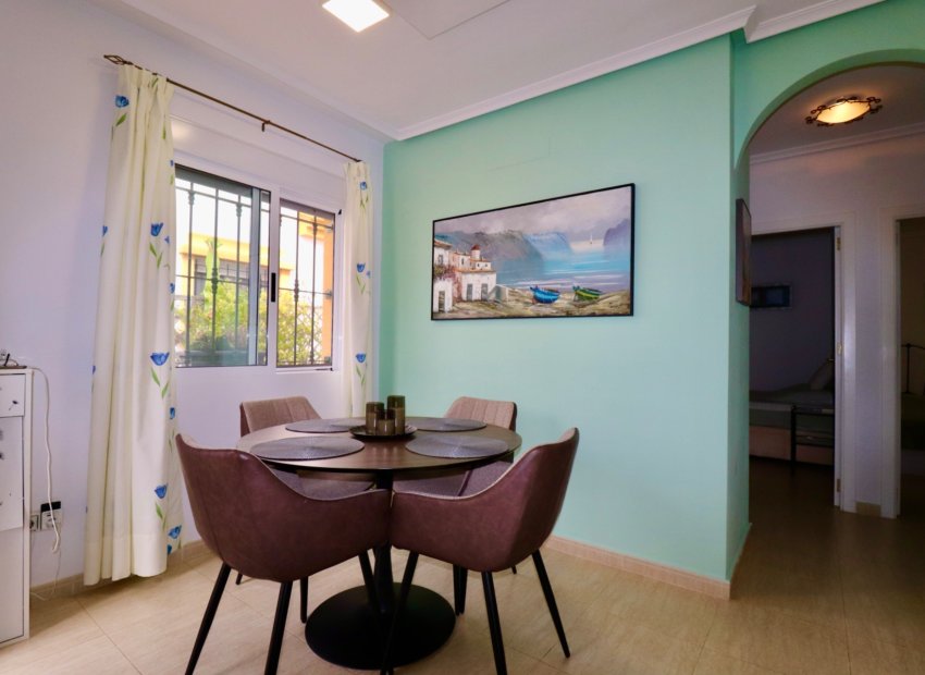 Resale - Villa - Guardamar del Segura - El Raso