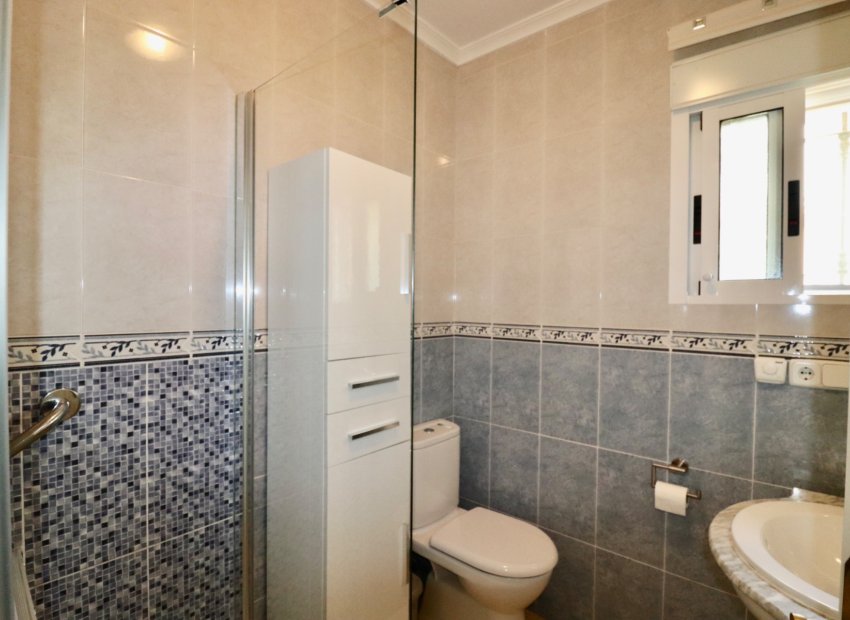 Resale - Villa - Guardamar del Segura - El Raso