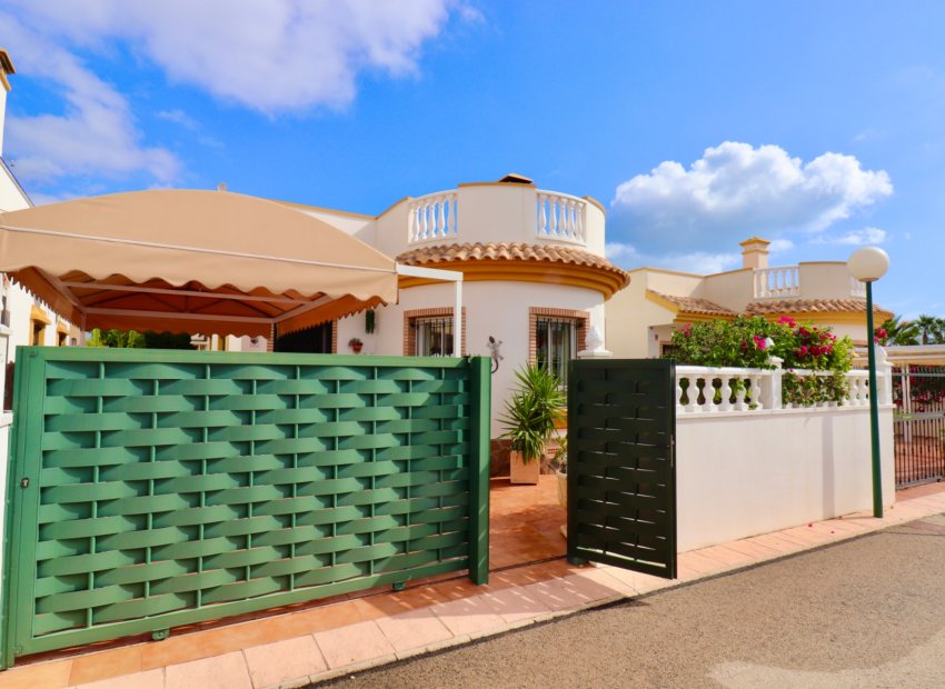 Resale - Villa - Guardamar del Segura - El Raso