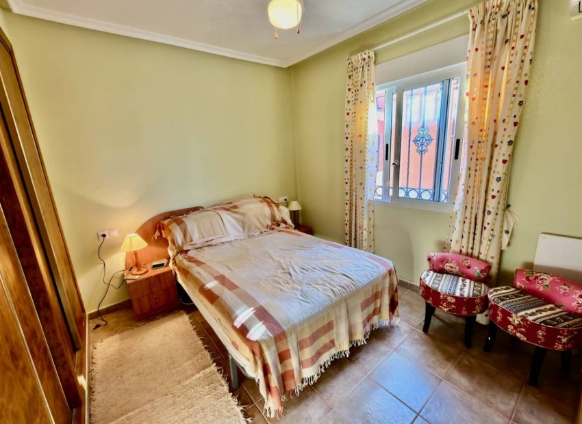 Resale - Villa - Guardamar del Segura - El Raso