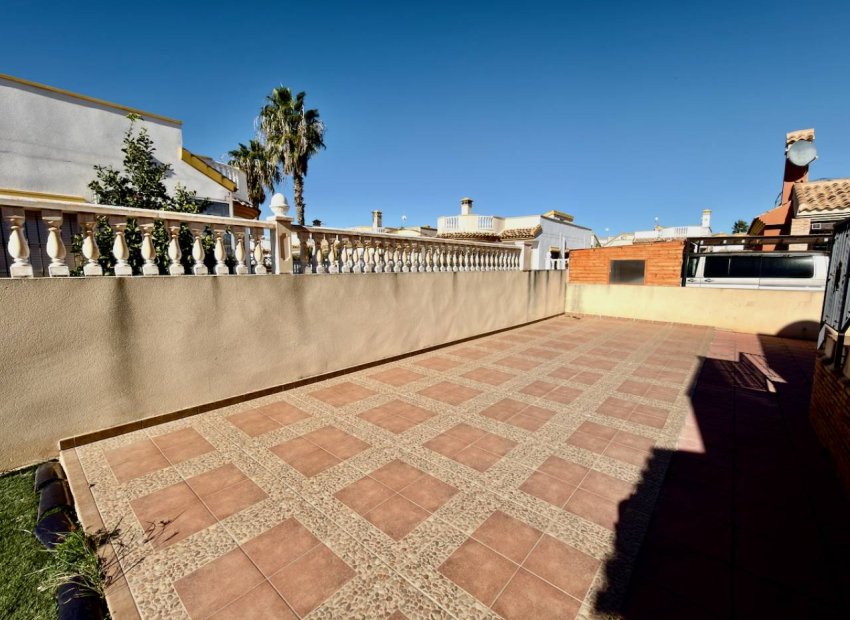 Resale - Villa - Guardamar del Segura - El Raso