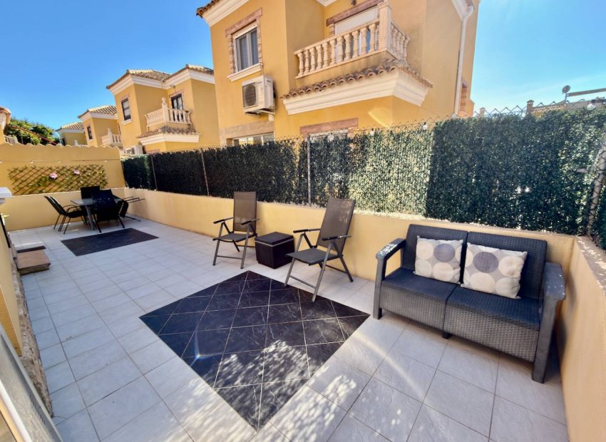 Resale - Villa - Guardamar del Segura - El Raso