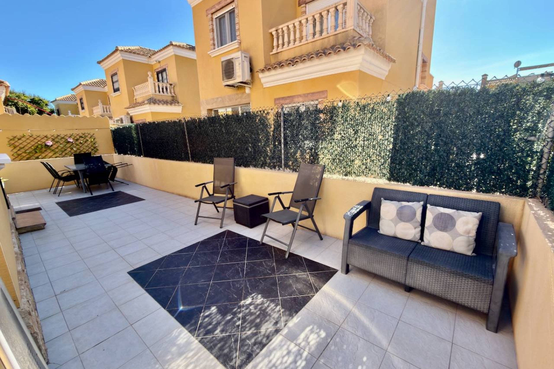 Resale - Villa - Guardamar del Segura - El Raso