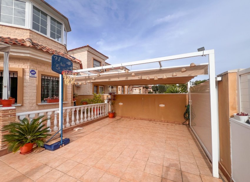 Resale - Villa - Guardamar del Segura - El Raso