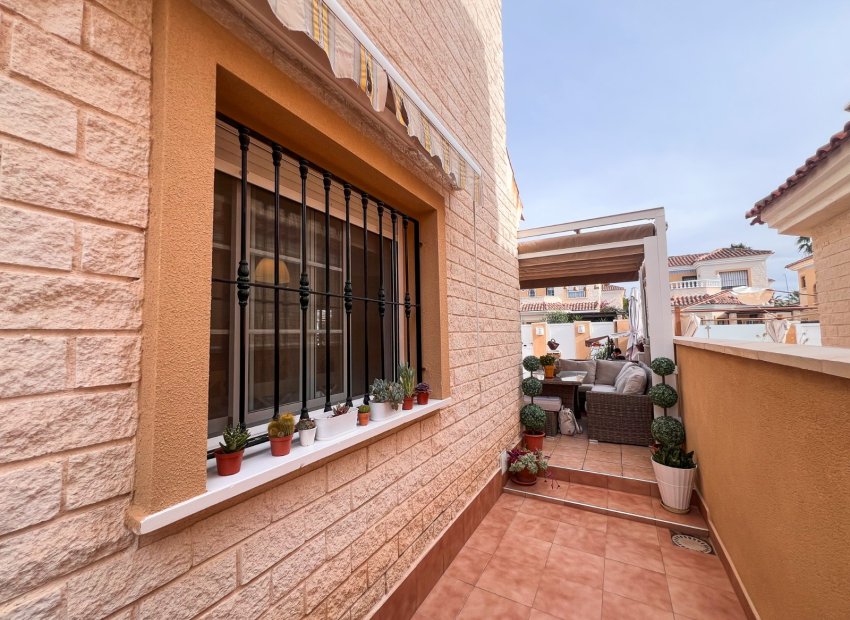 Resale - Villa - Guardamar del Segura - El Raso