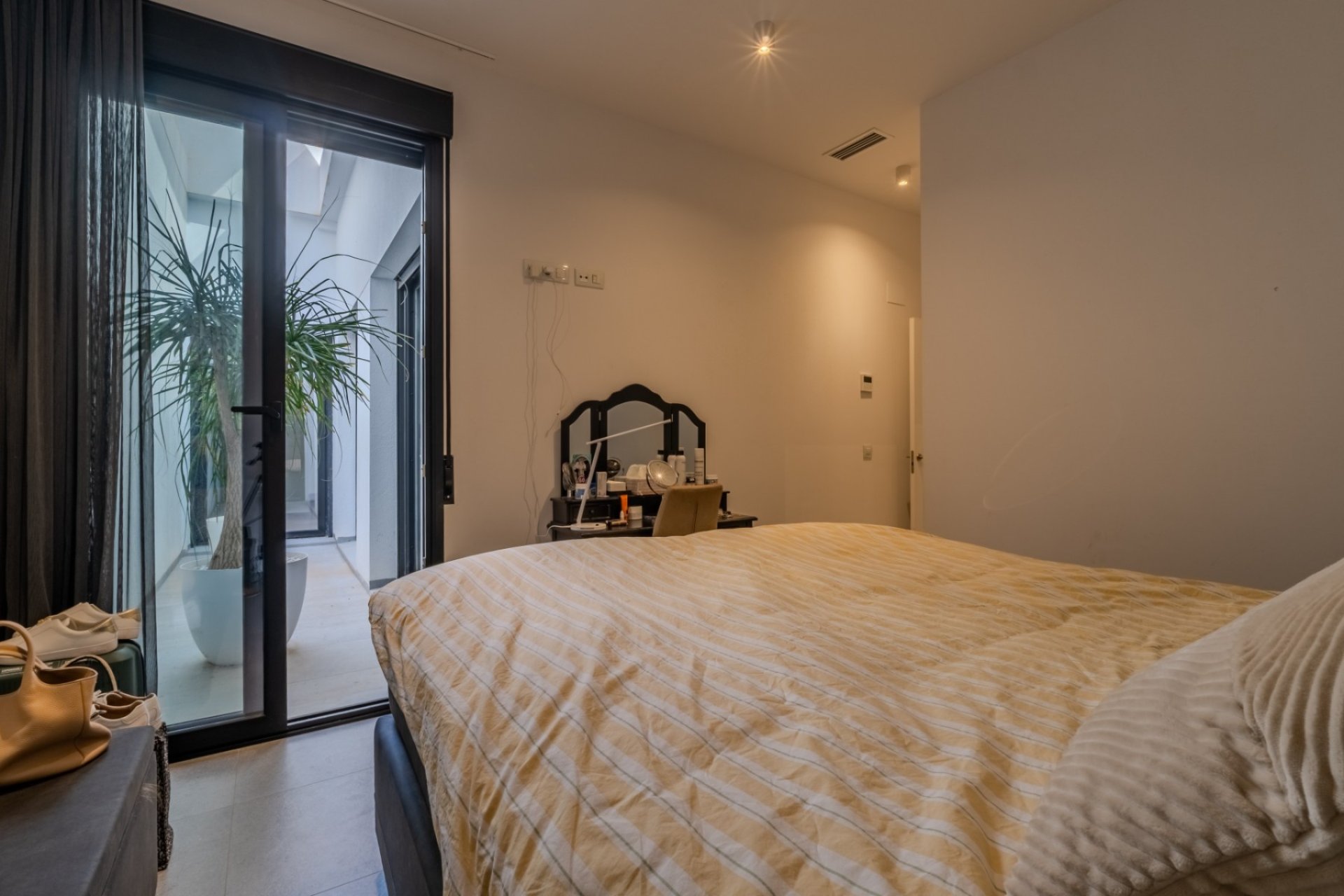 Resale - Villa - Guardamar del Segura - Urbanizaciones