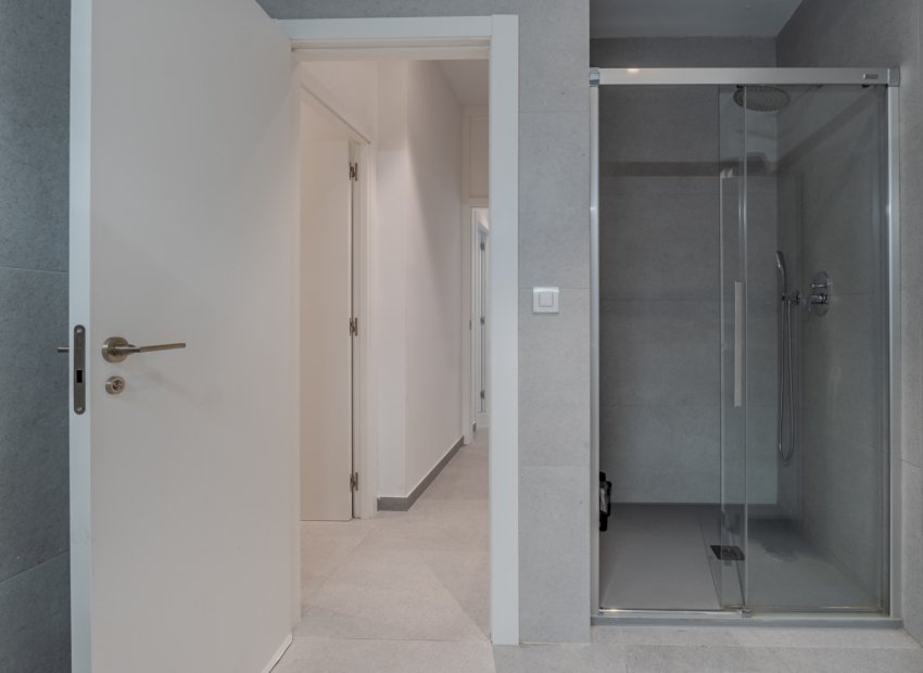 Resale - Villa - Guardamar del Segura - Urbanizaciones