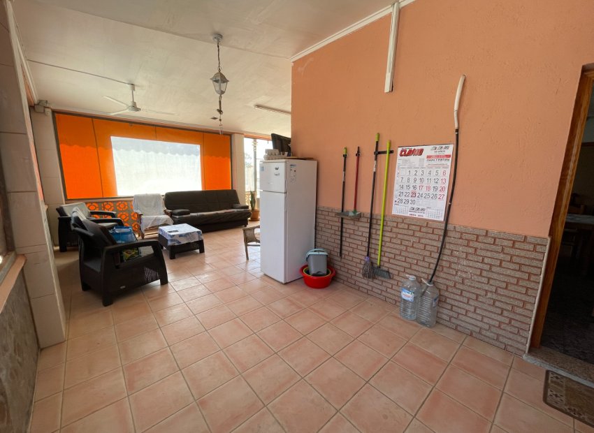 Resale - Villa - Guardamar del Segura - Valencia