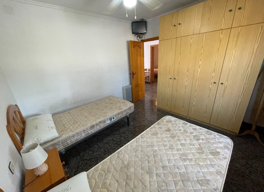 Resale - Villa - Guardamar del Segura - Valencia