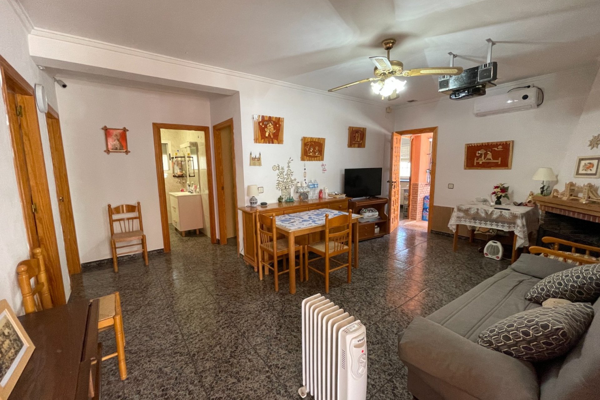 Resale - Villa - Guardamar del Segura - Valencian Community