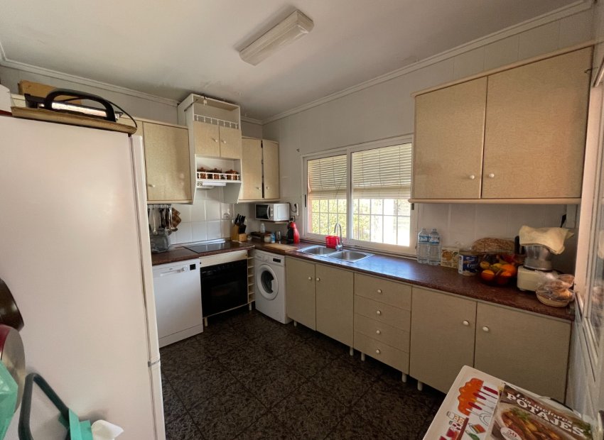 Resale - Villa - Guardamar del Segura - Valencian Community