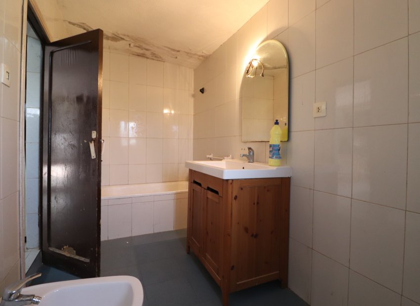 Resale - Villa - Heredades - Heredades - Village