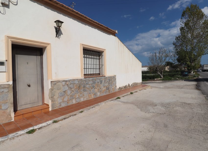 Resale - Villa - Heredades - Heredades - Village