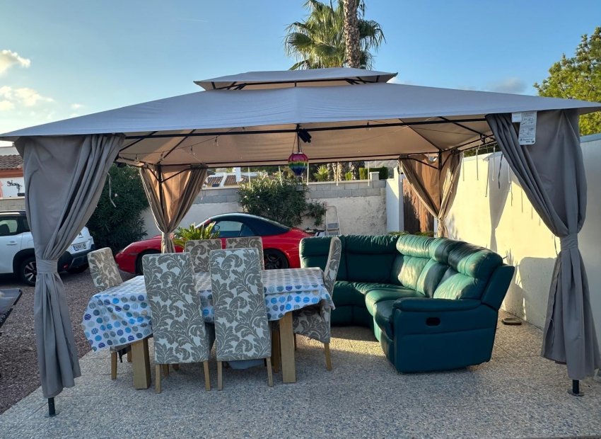 Resale - Villa - Hondón de las Nieves - Urbaniz La Montañosa