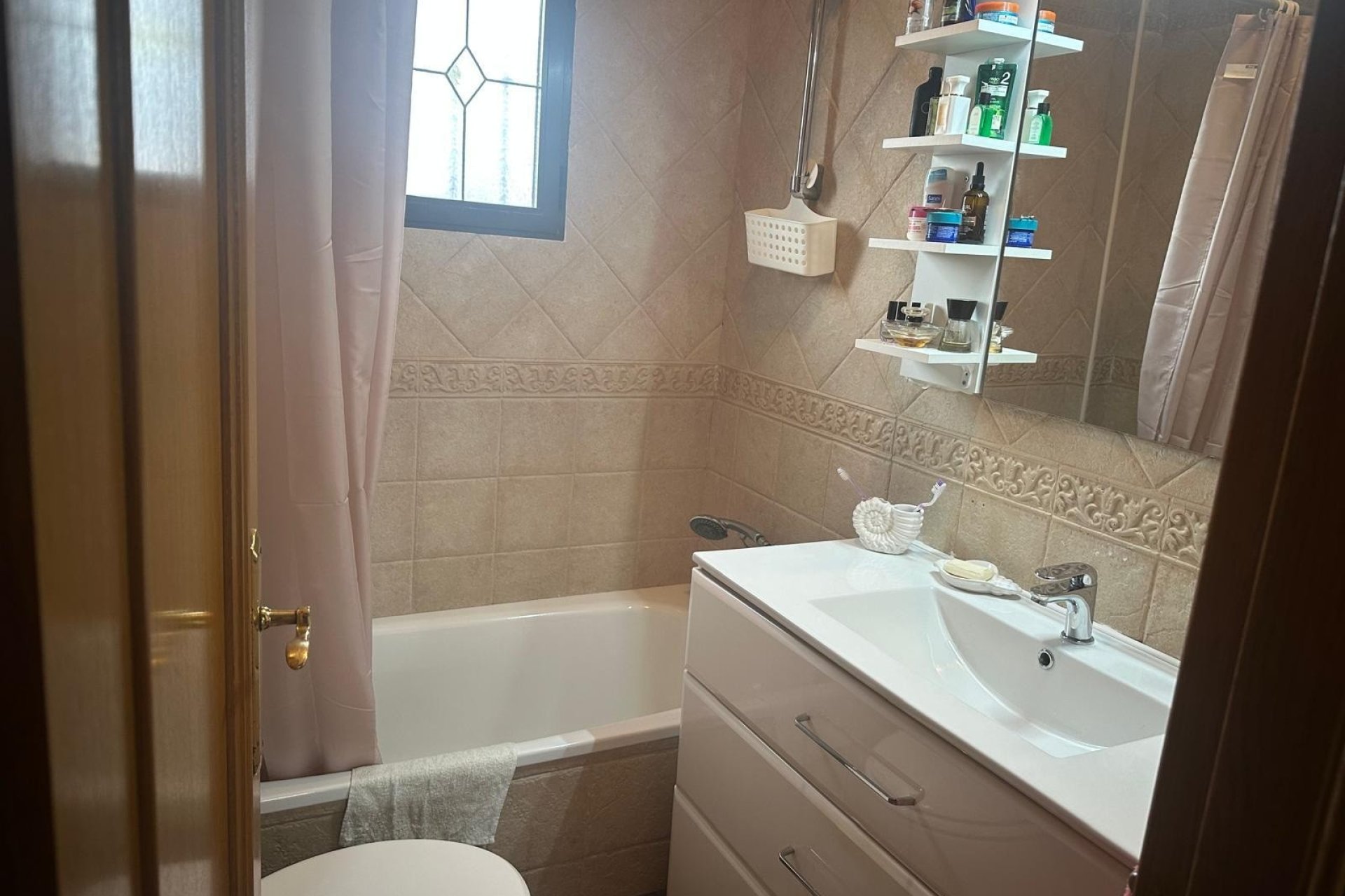 Resale - Villa - Hondón de las Nieves - Urbaniz La Montañosa