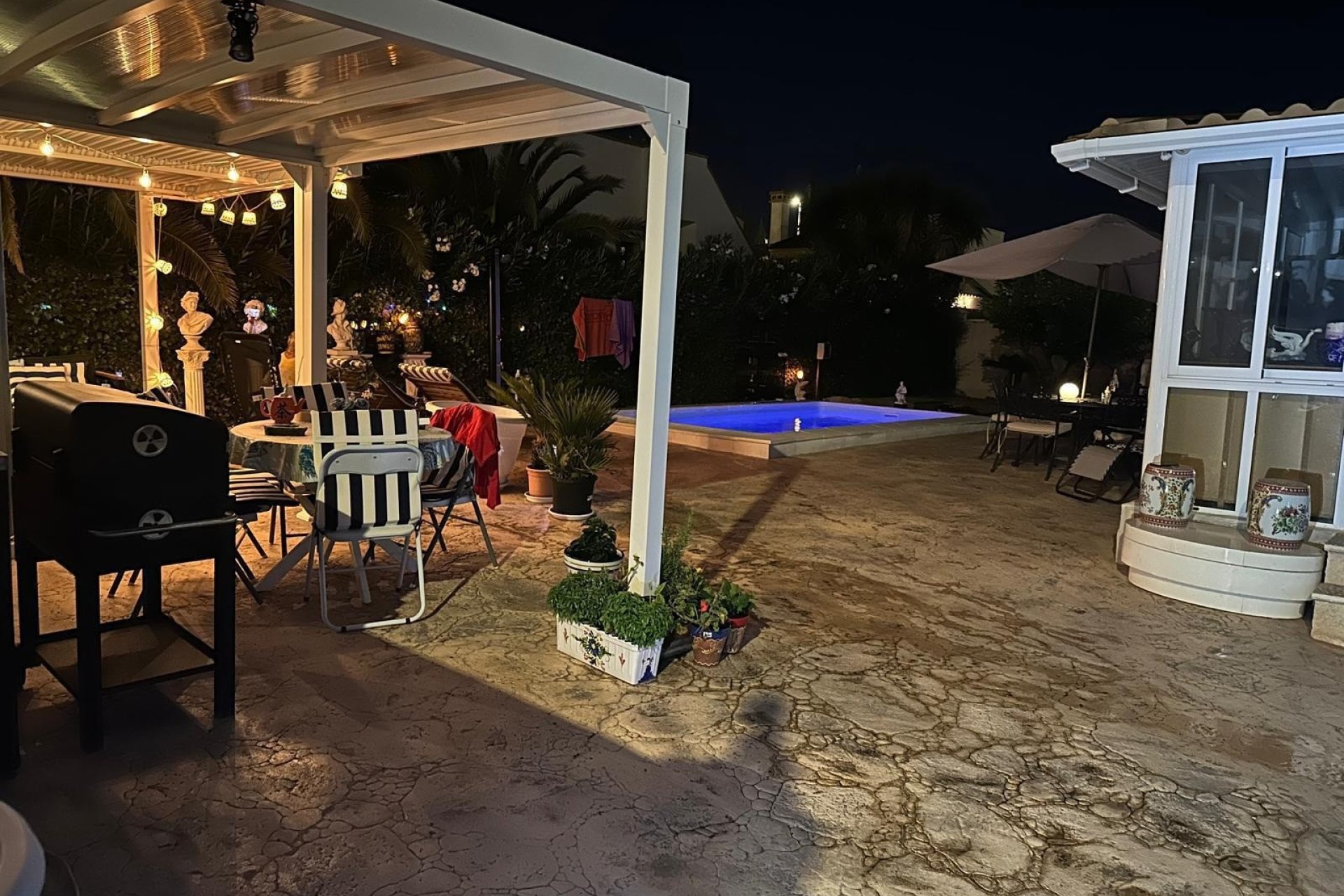 Resale - Villa - Hondón de las Nieves - Urbaniz La Montañosa