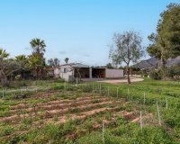 Resale - Villa - Hondón de las Nieves