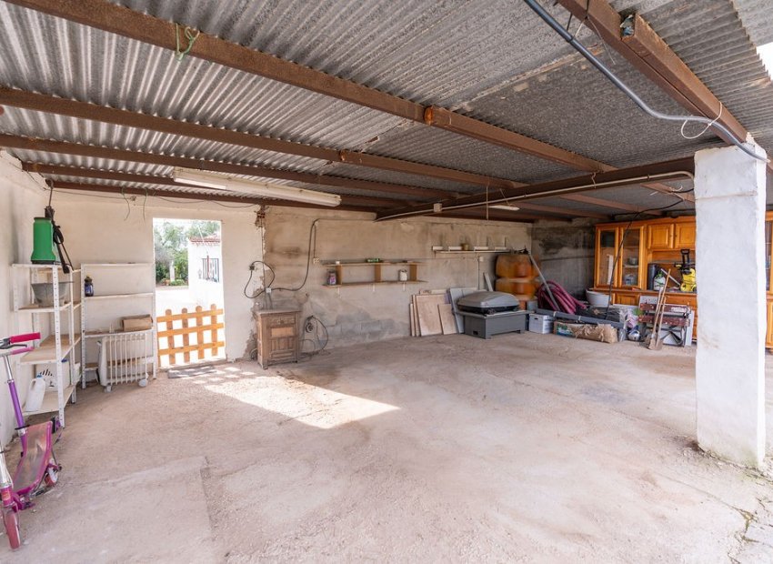 Resale - Villa - Hondón de las Nieves