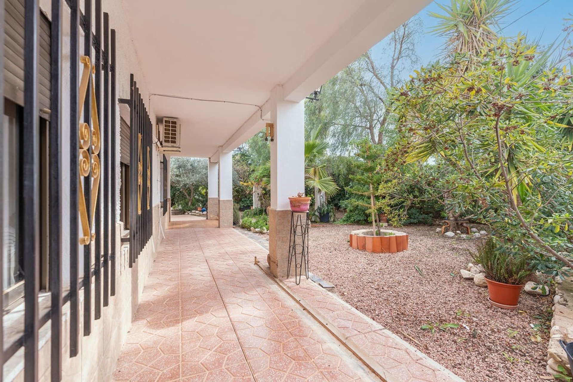 Resale - Villa - Hondón de las Nieves