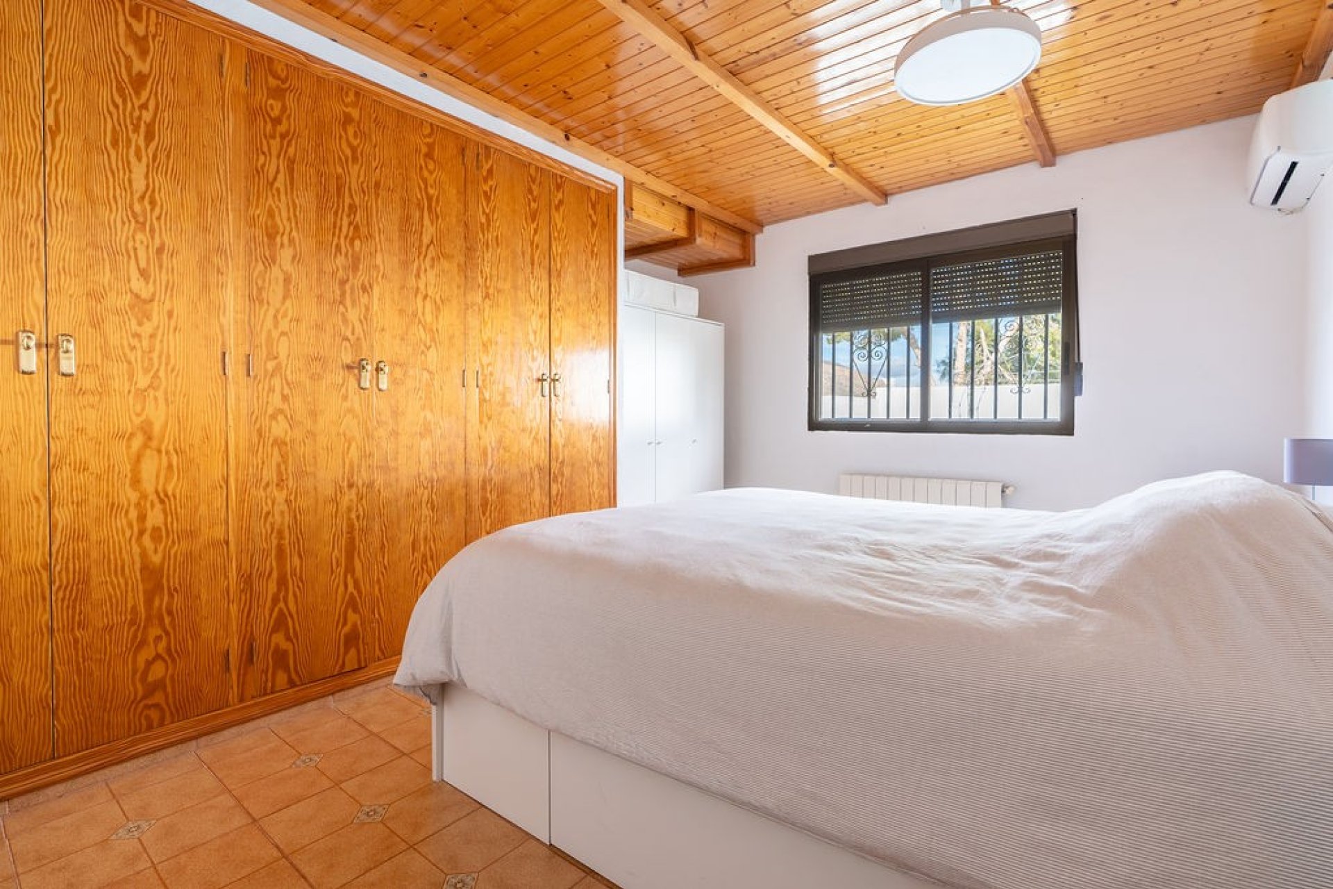 Resale - Villa - Hondón de las Nieves