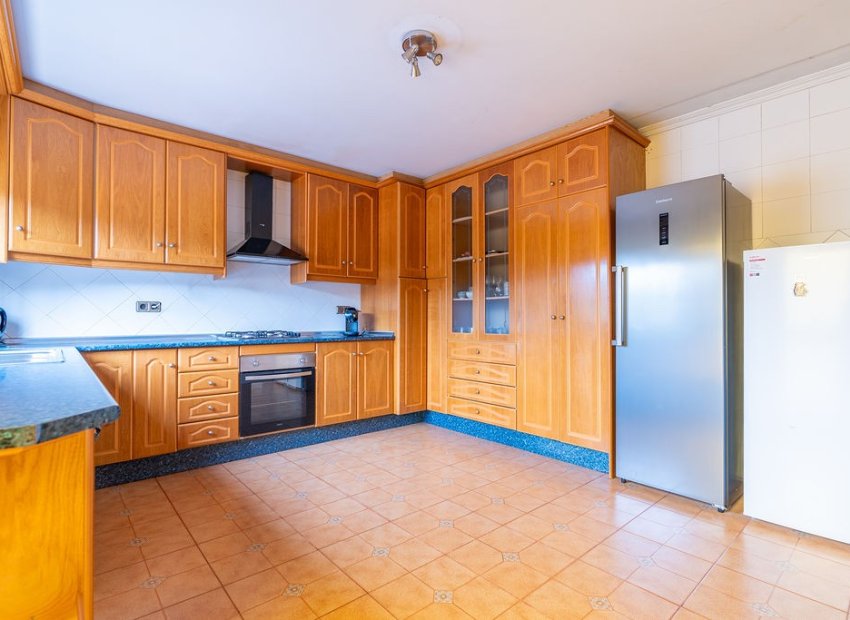 Resale - Villa - Hondón de las Nieves