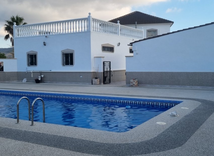 Resale - Villa - Hondón de los Fráiles