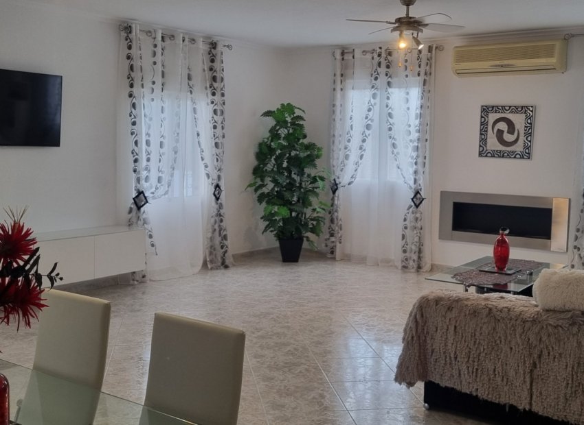 Resale - Villa - Hondón de los Fráiles