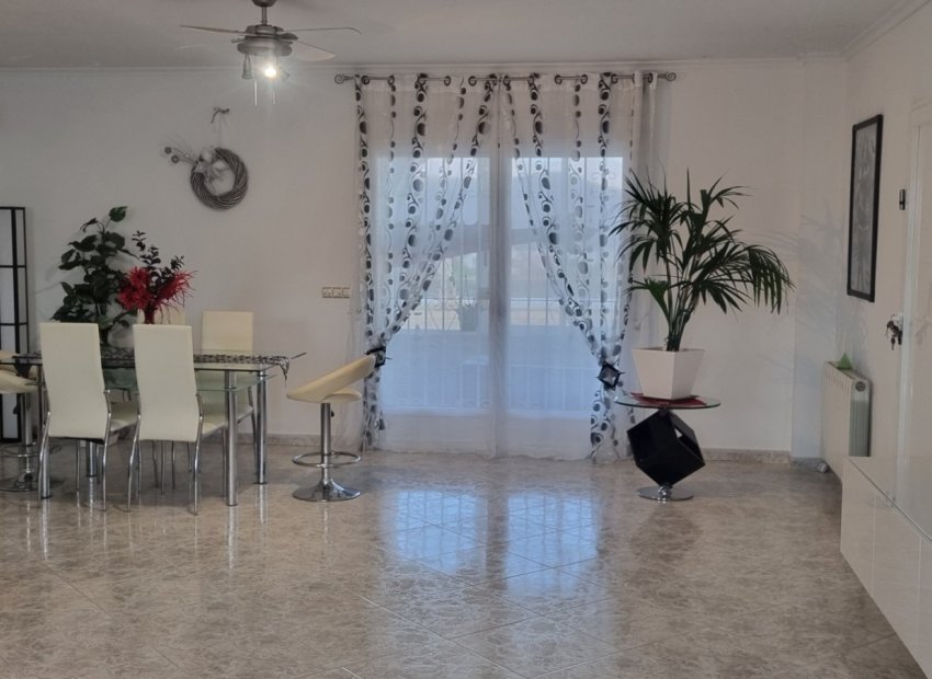 Resale - Villa - Hondón de los Fráiles