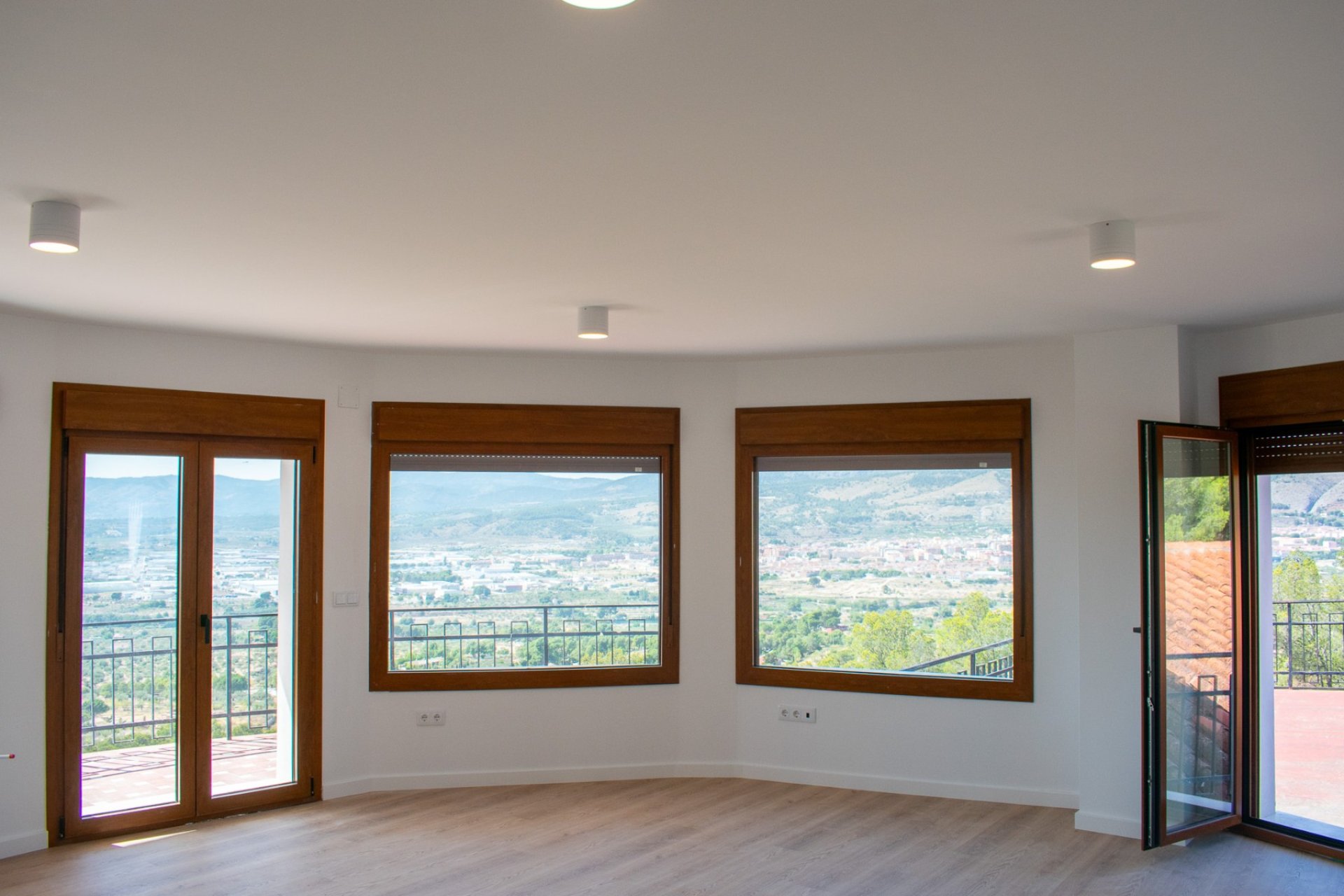 Resale - Villa - Ibi