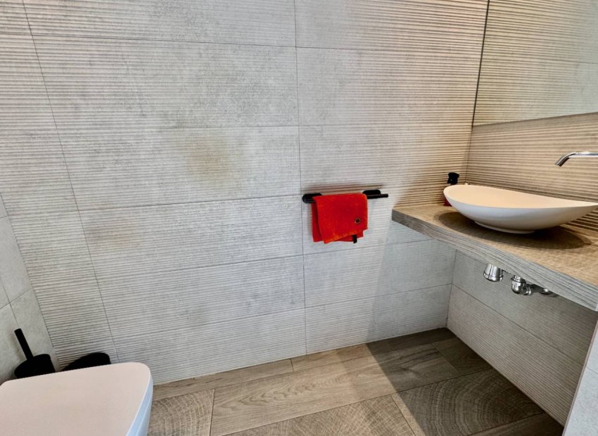 Resale - Villa - La Finca Golf - Algorfa