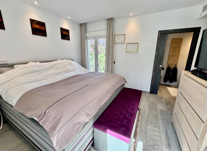 Resale - Villa - La Finca Golf - Algorfa