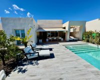 Resale - Villa - La Finca Golf - Algorfa