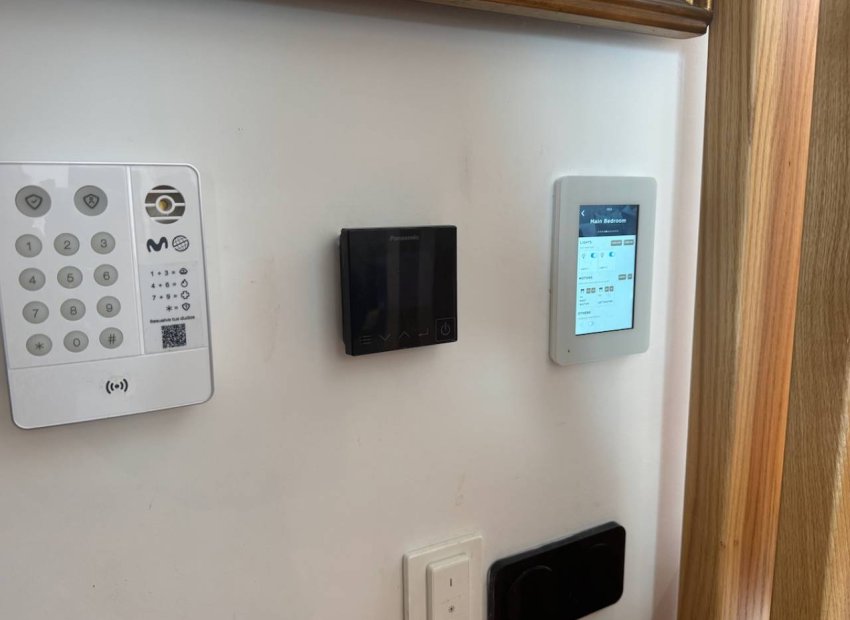 Resale - Villa - La Finca Golf - Algorfa