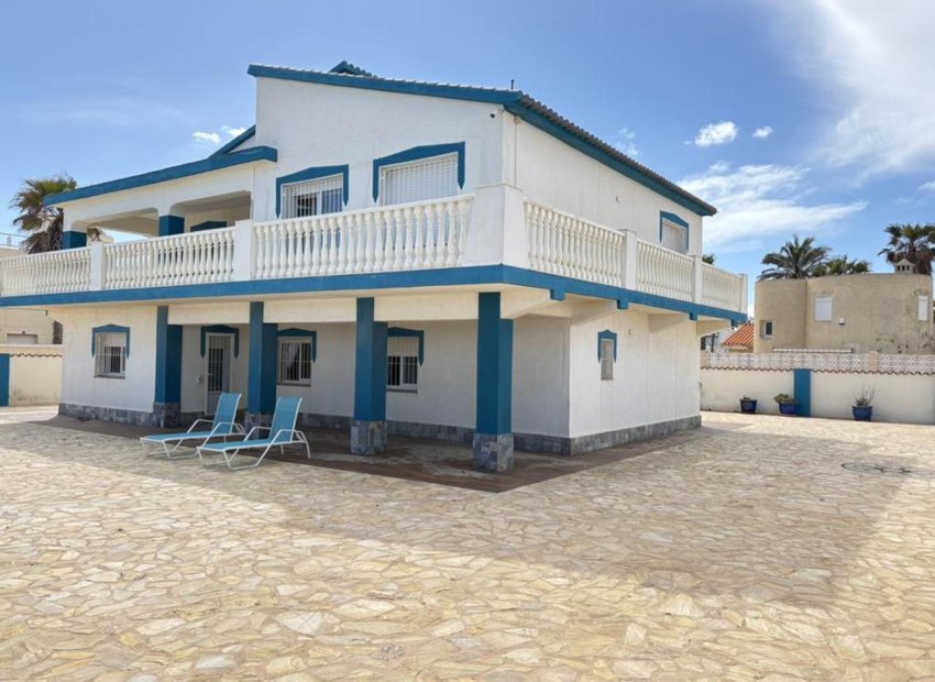 Resale - Villa - La Manga del Mar Menor - Mar Menor