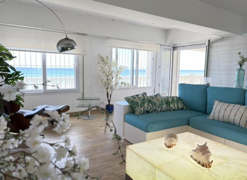 Resale - Villa - La Manga del Mar Menor - Mar Menor