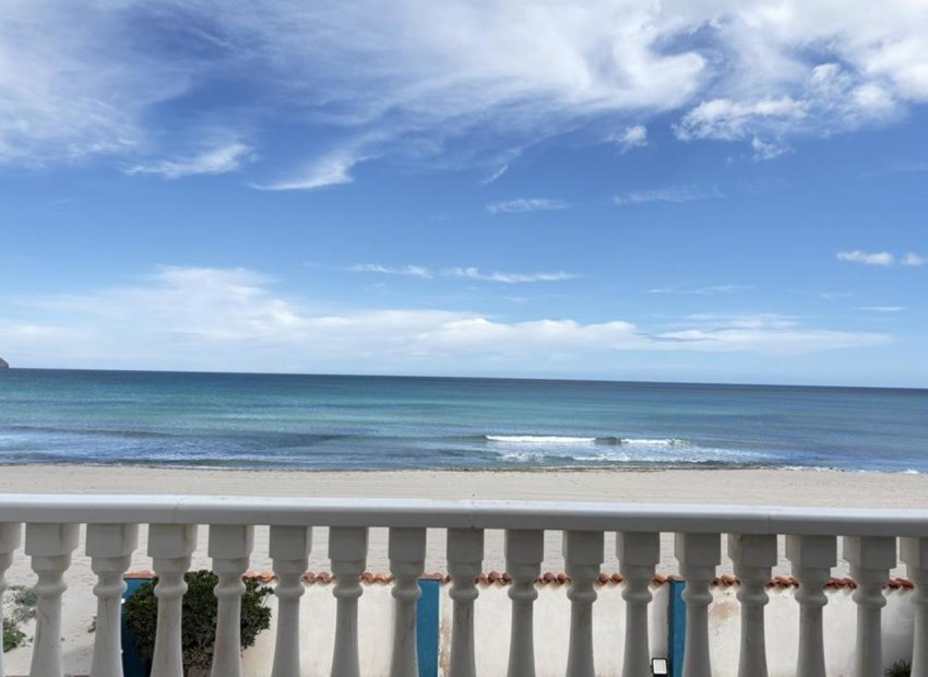 Resale - Villa - La Manga del Mar Menor - Mar Menor