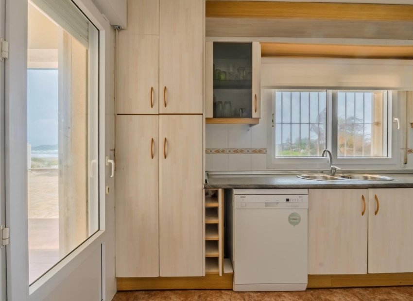 Resale - Villa - La Manga del Mar Menor - Playa del Estacio